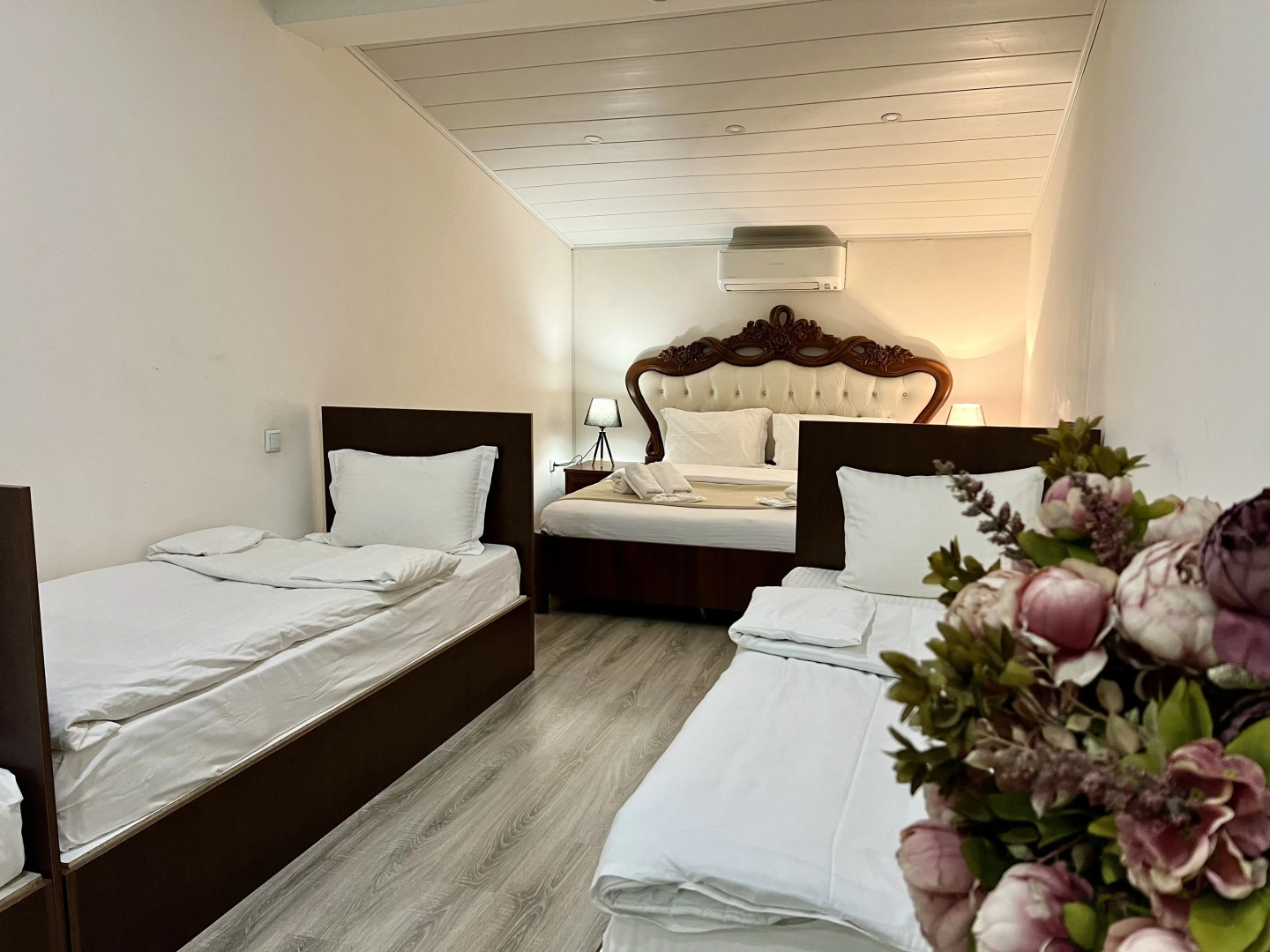 Photo - Family Hotel