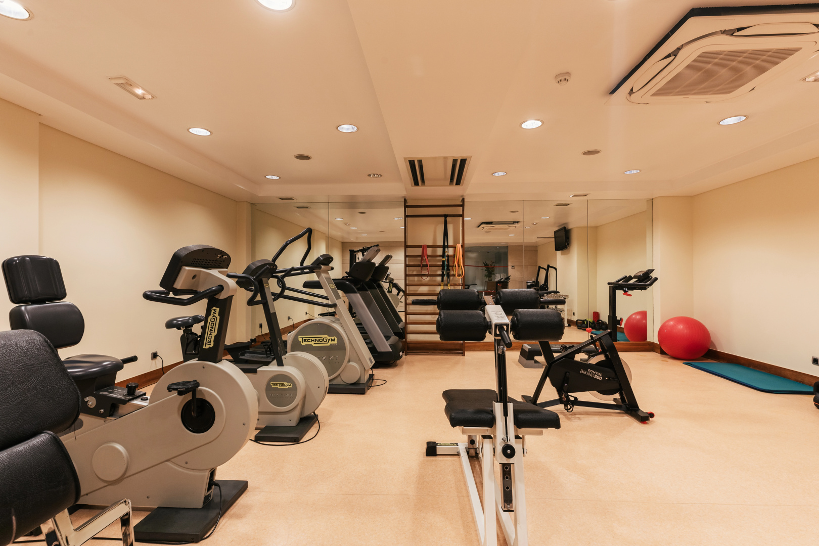 Photo - Marques De Pombal Hotel