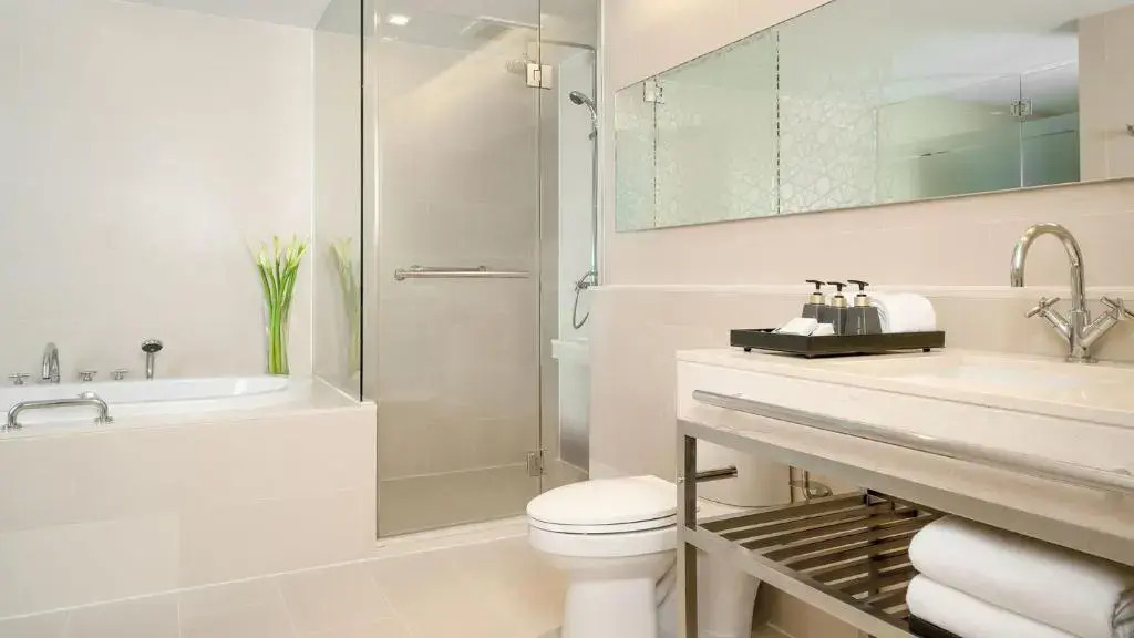 Photo - JC Kevin Sathorn Bangkok Hotel