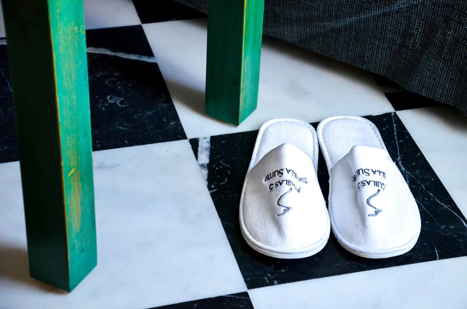 Foto - Aguilas5 SevillaSuites