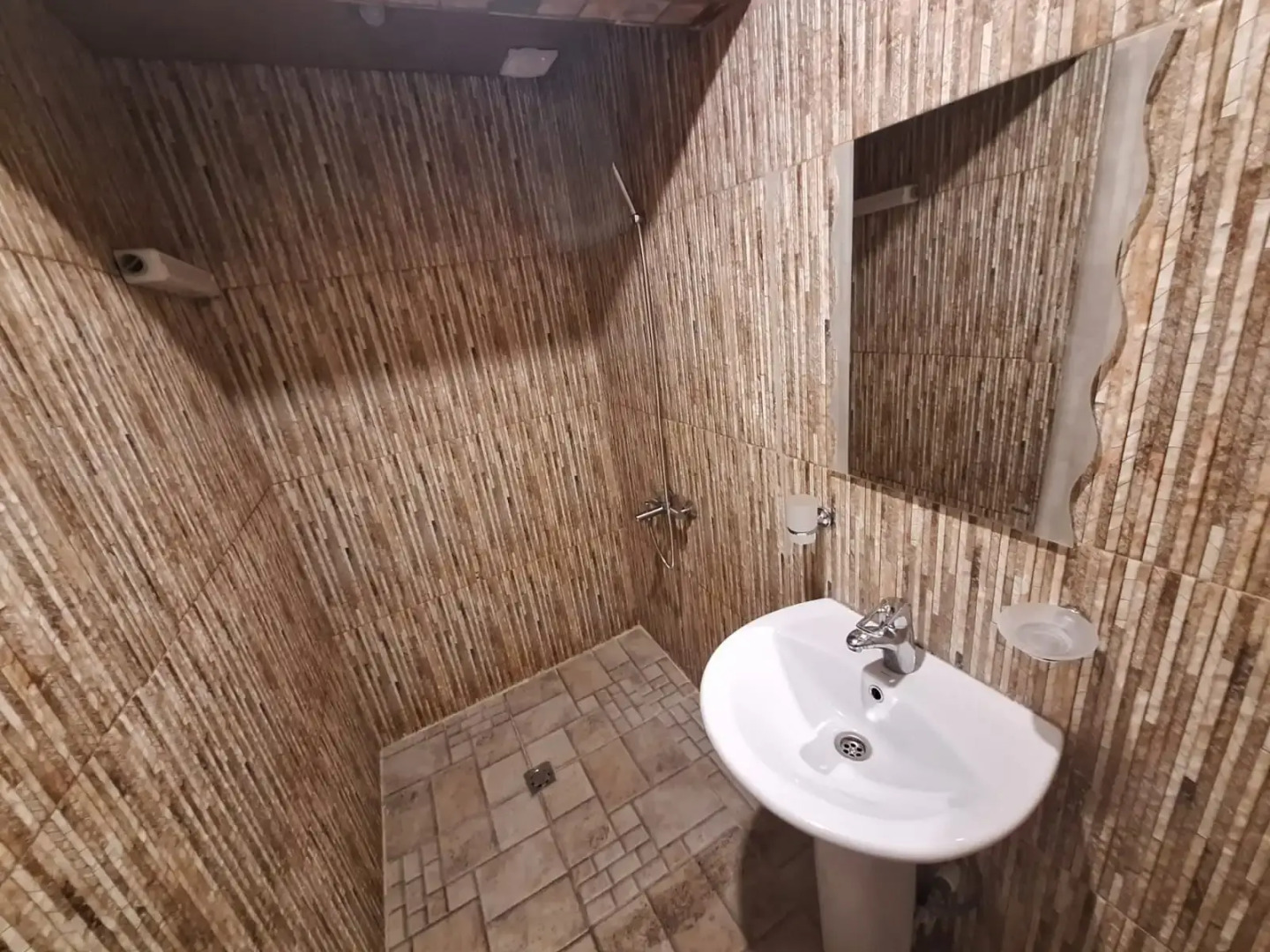 Foto - Li-Yes Qanaqer