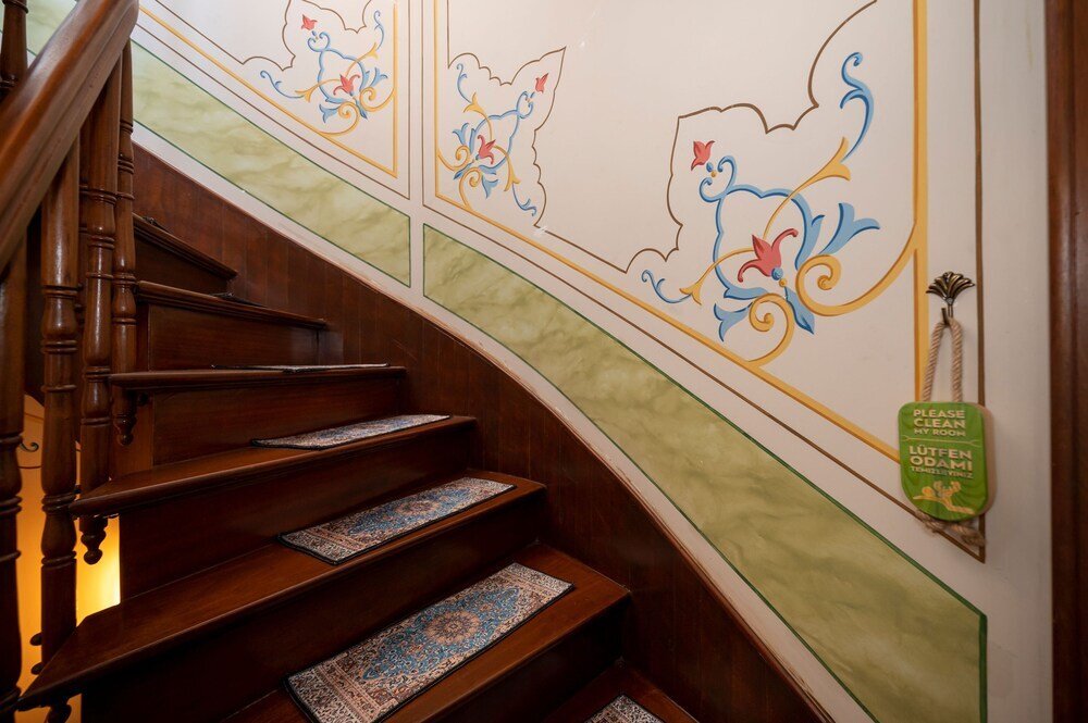 Foto - Valeria Antique 1892