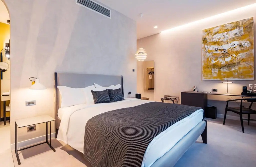 Photo - Monograph Freedom Square