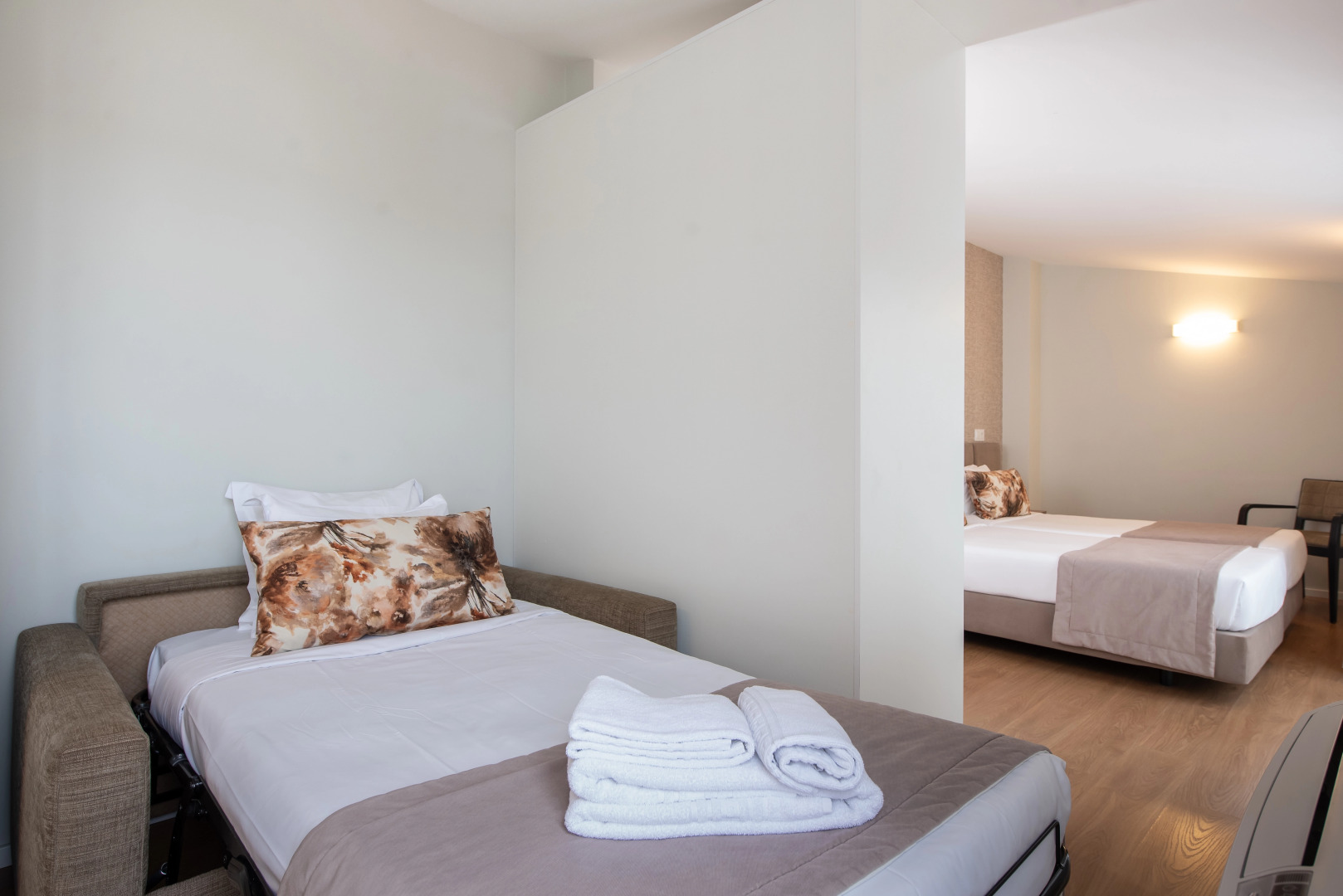 Foto - Essence Inn Marianos Hotel