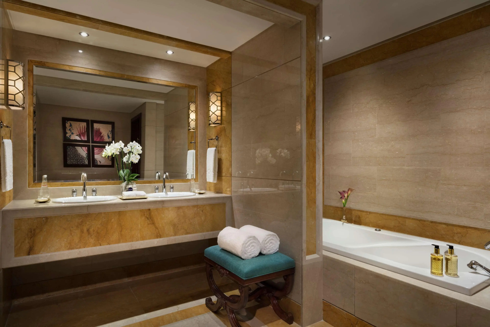 Photo - Al Najada Doha Hotel by Tivoli Hotel