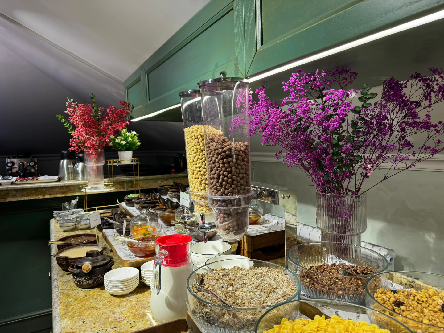 Photo - Midway Baku Hotel