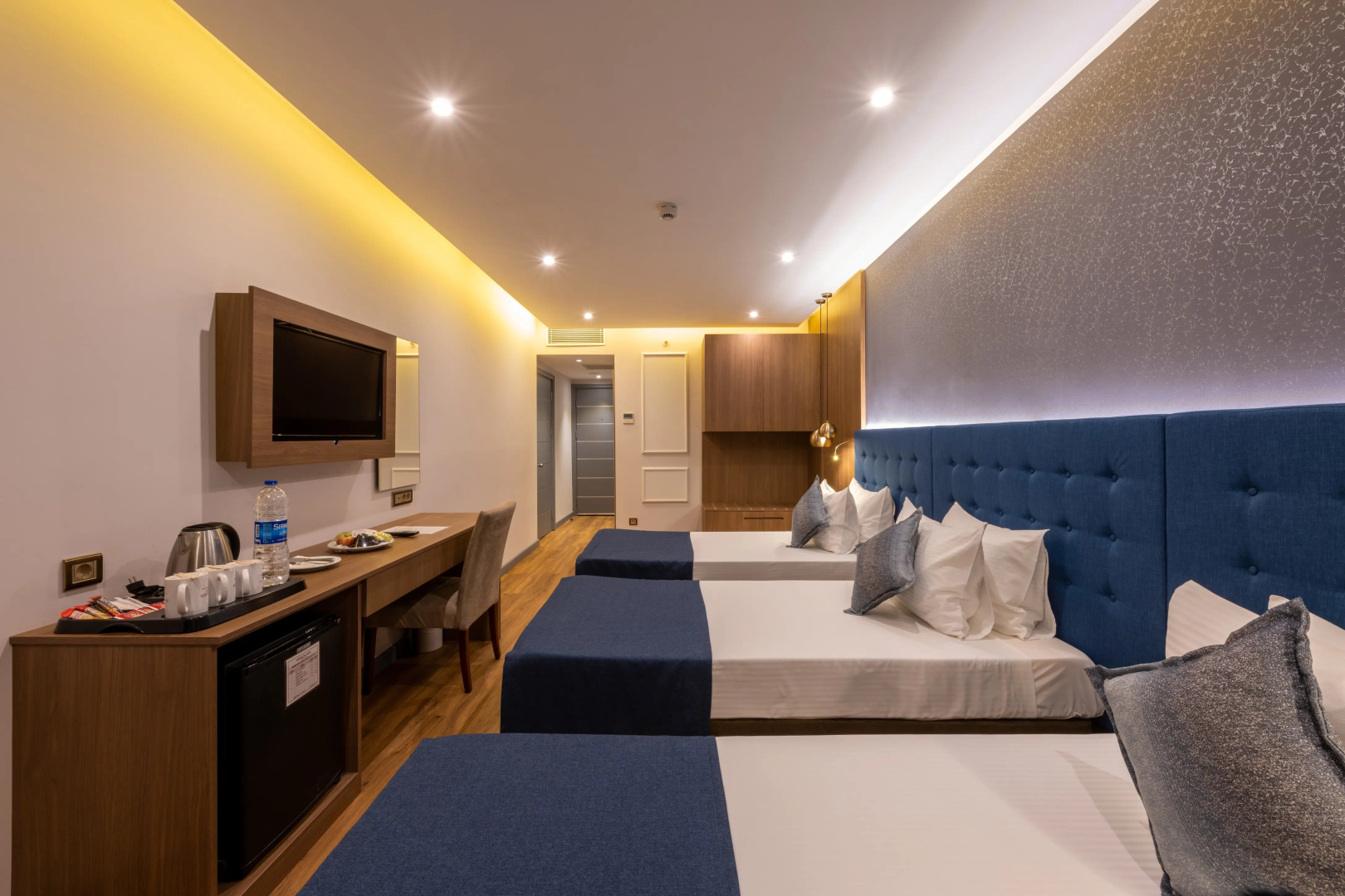 Photo - Revia Square Hotel