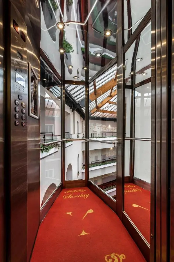 Photo - Grand Hotel Yerevan - Small Luxury Hotels of the World