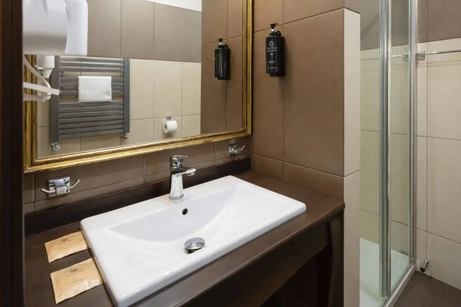 Photo - ROYAL ROOMS by WOW HOMES