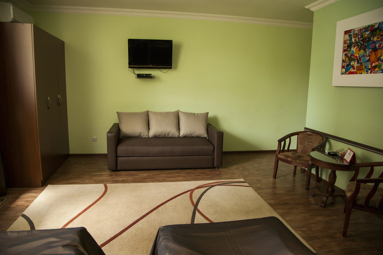 Photo - Hin Yerevantsi Hotel