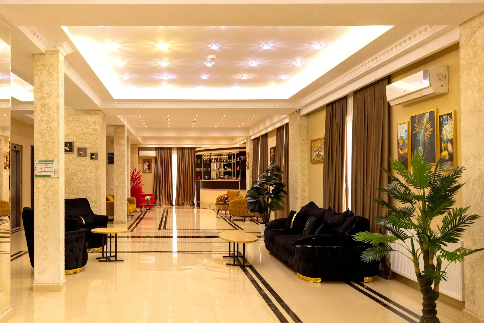 Foto - Hotel Grand Palace