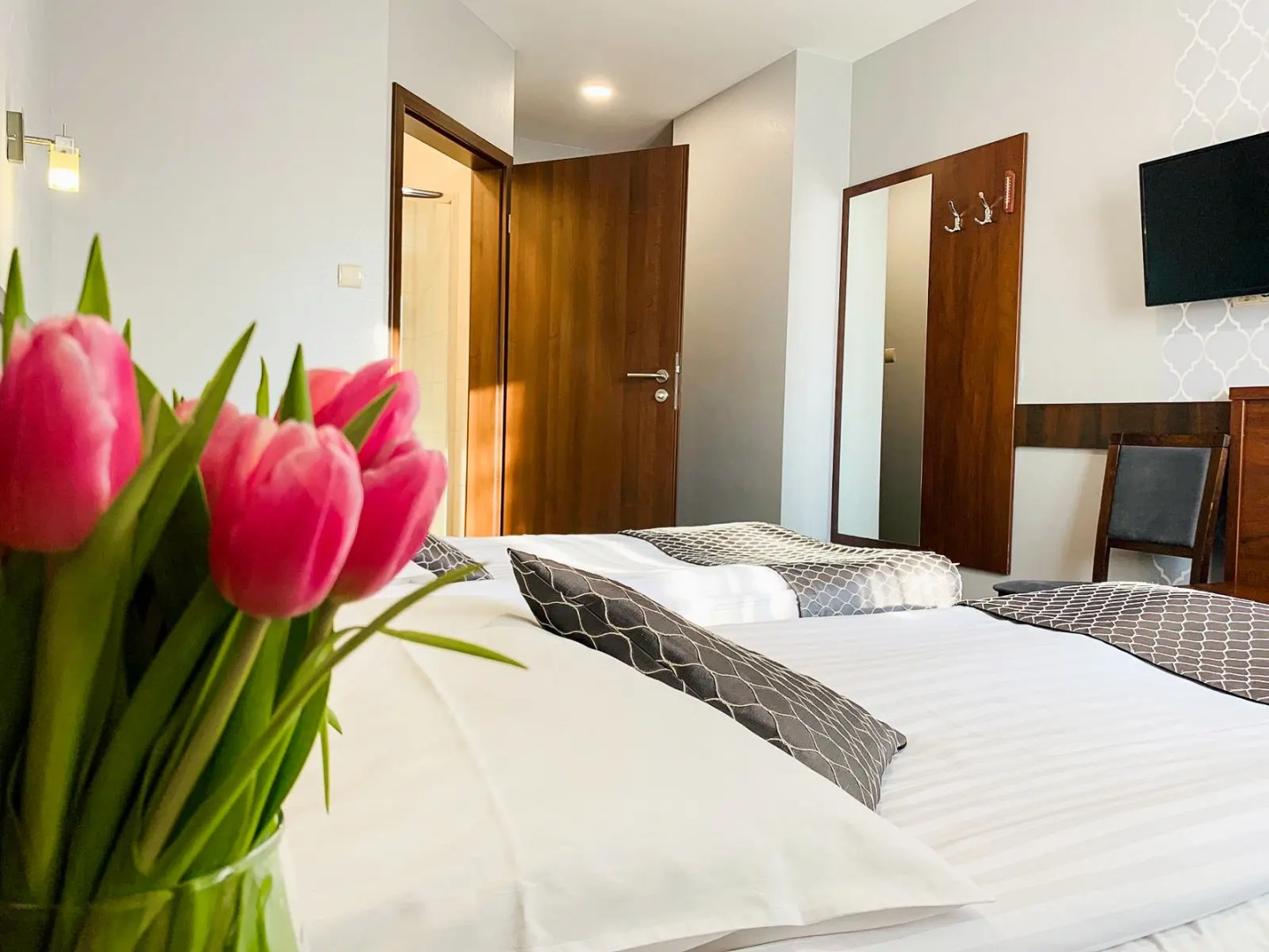 Foto - Hotel Fero Express POKOJE KLIMATYZOWANE AC