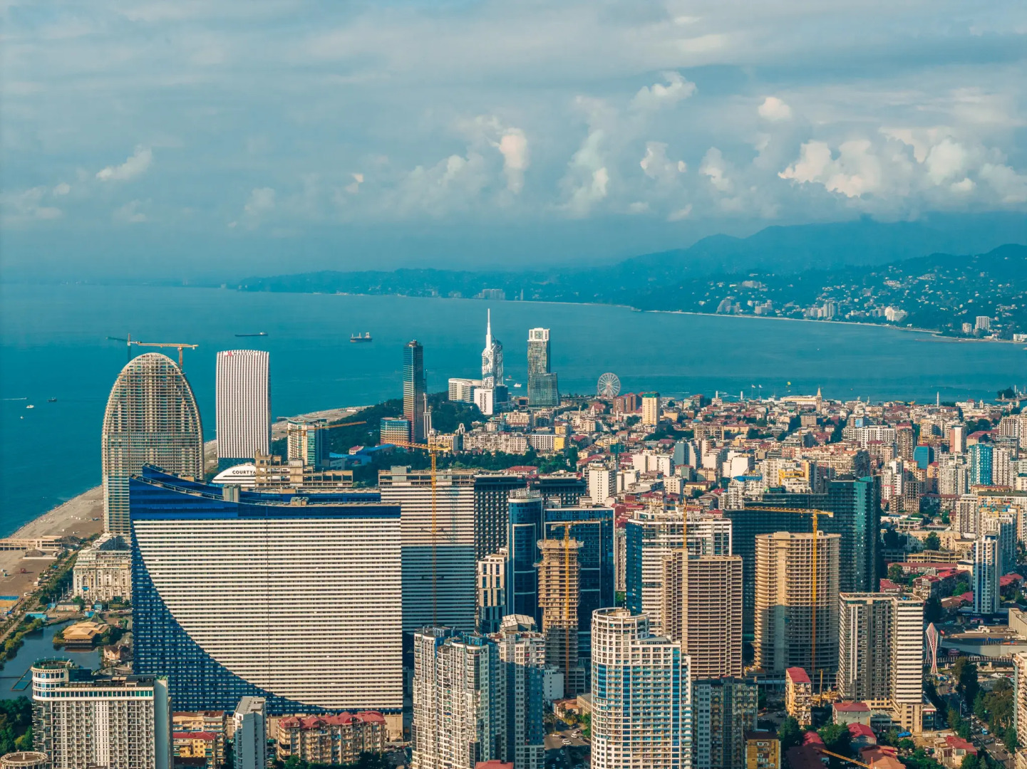 Photo - Komunna Luxe