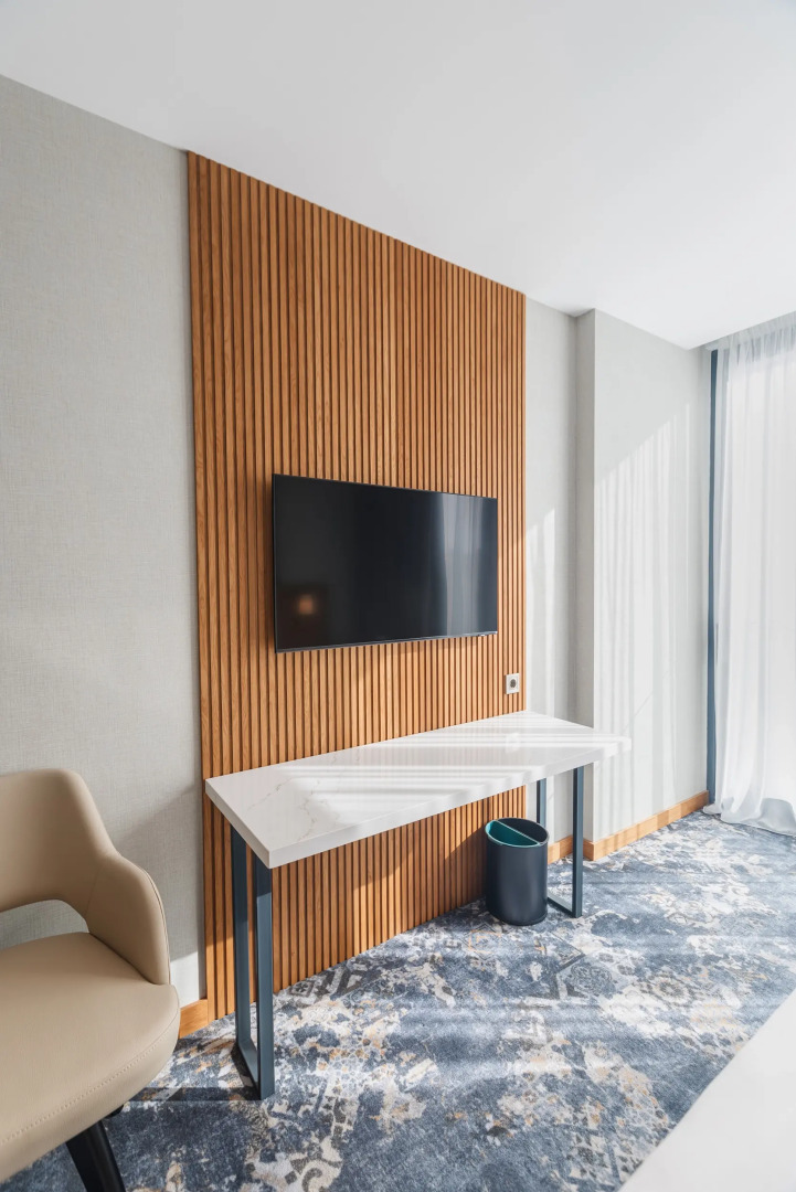 Photo - Piazza Epigraph