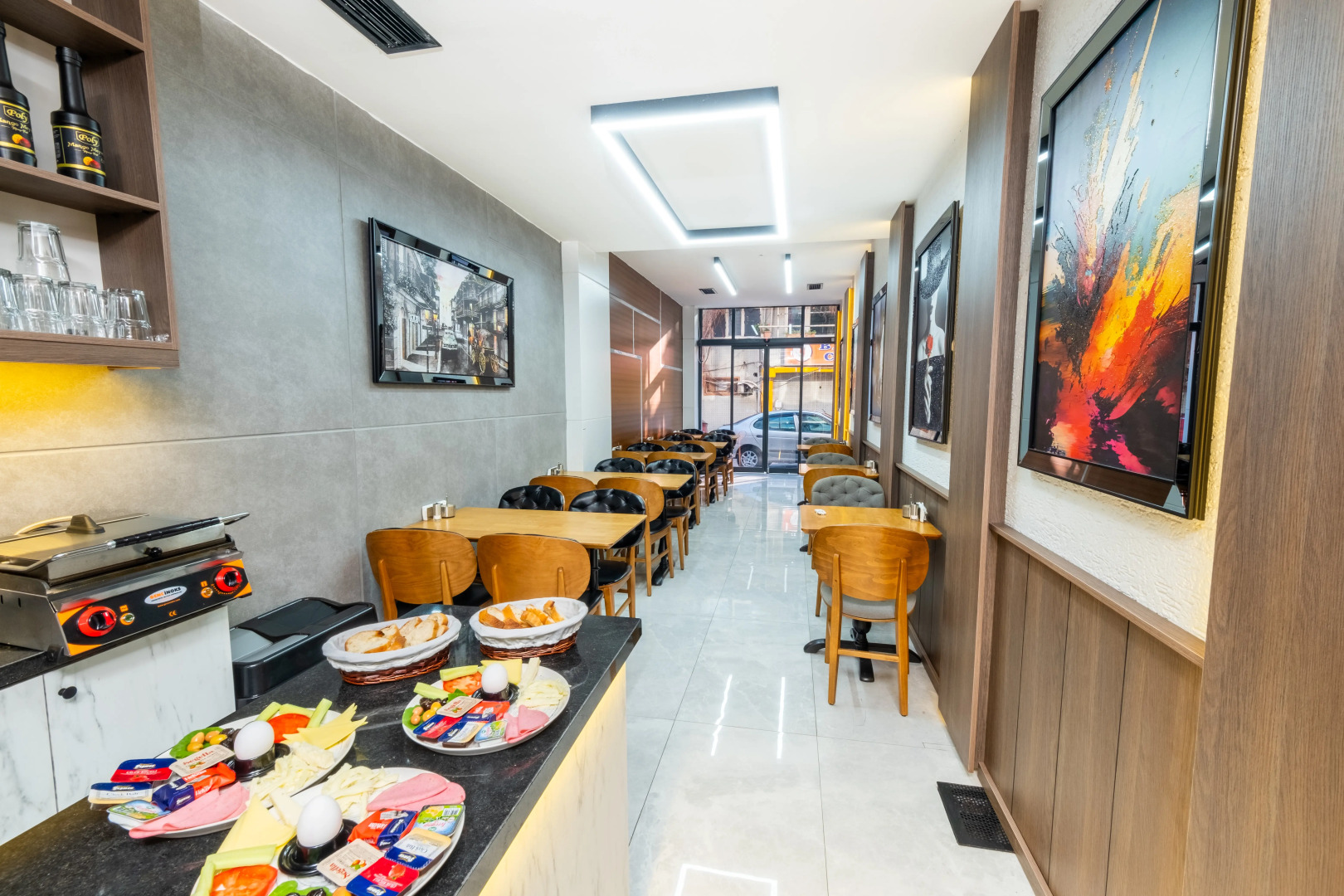 Photo - Luxury Life Suites