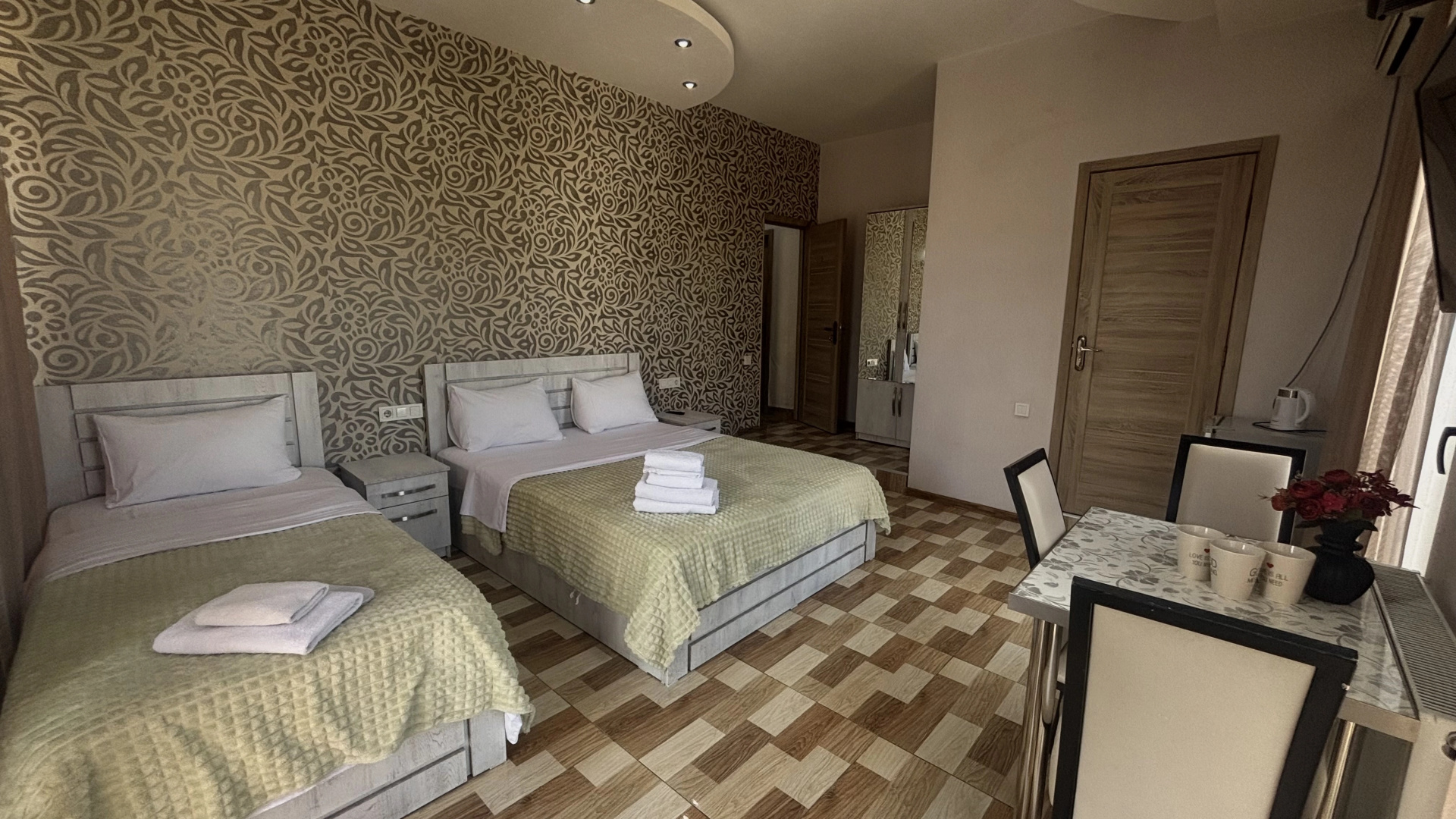 Foto - New Royal Hotel