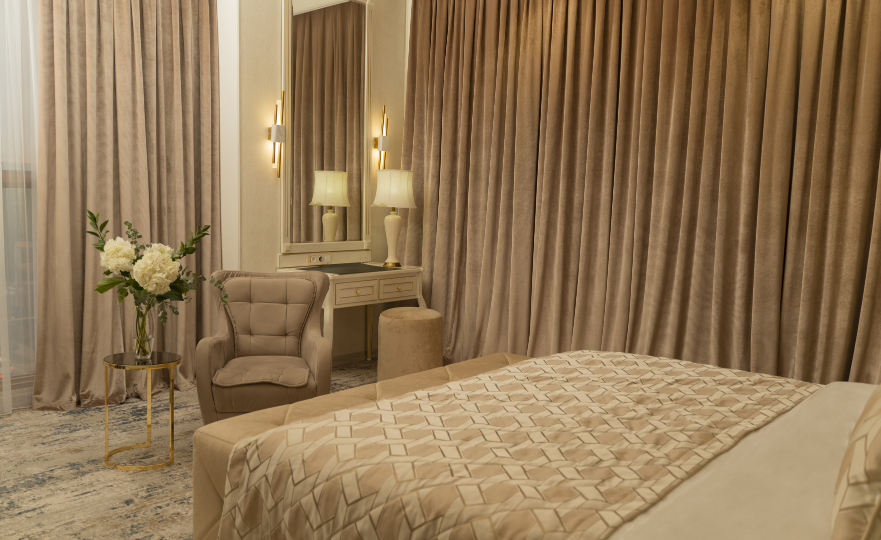 Photo - Dilimah Premium Luxury Hotel