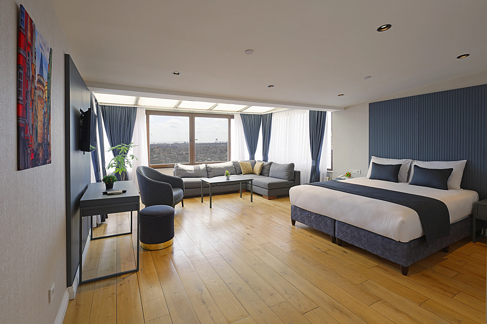 Photo - Moss Suites Hotel