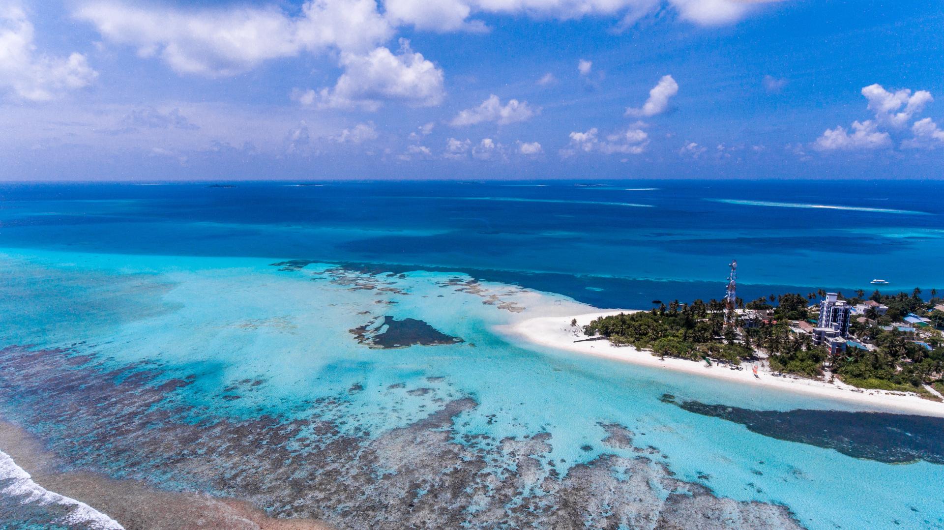Photo - Dhangethi Inn