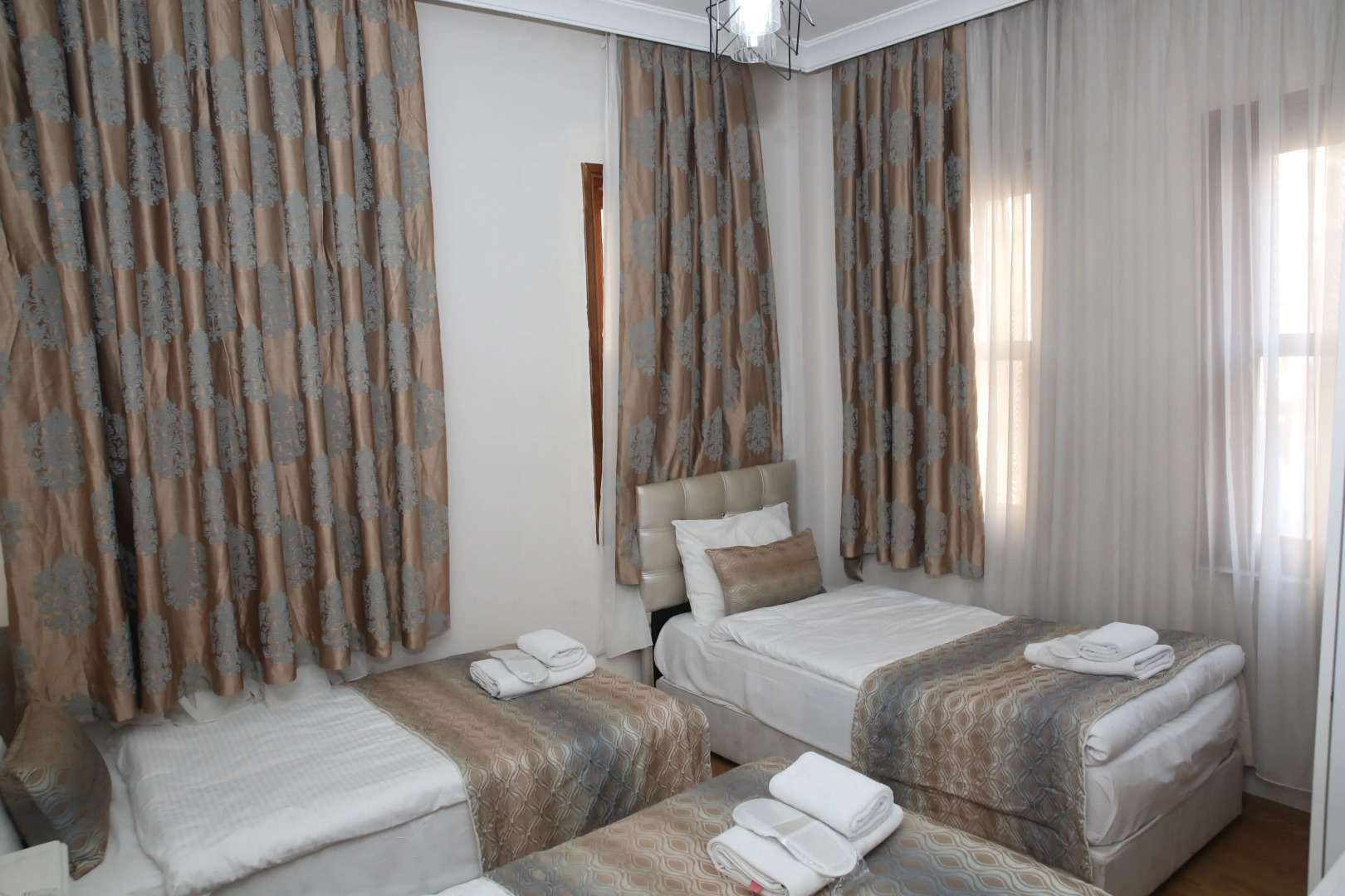 Photo - Rosalie Palace Hotel