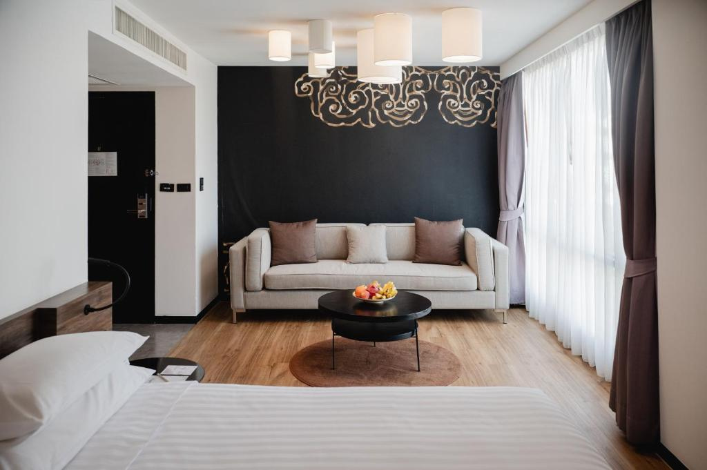 Photo - RakYim Siam - Sukhumvit 15