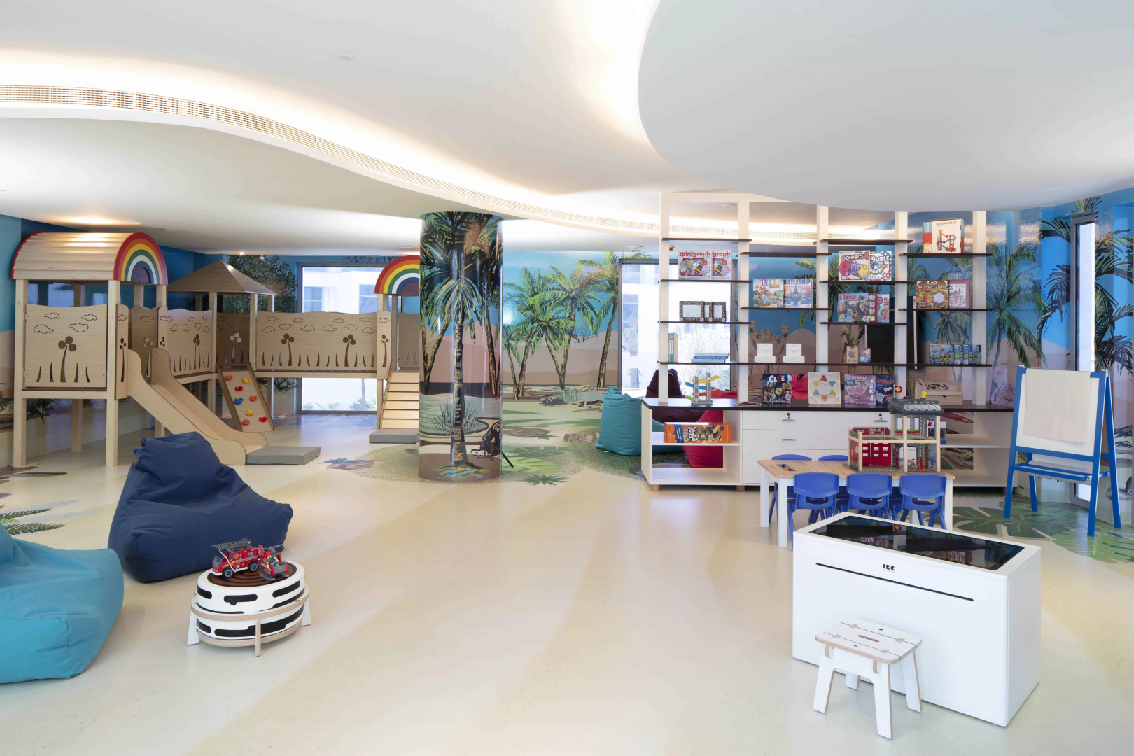 Photo - Centara Mirage Beach Resort Dubai