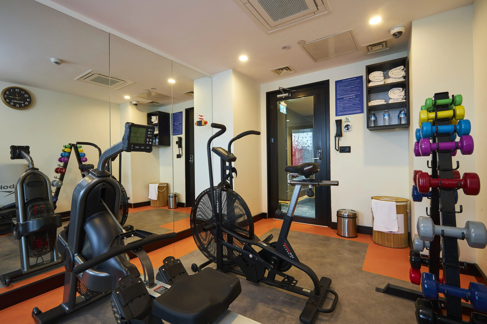 Foto - Holiday Inn Express Istanbul - Airport Arnavutkoy by IHG