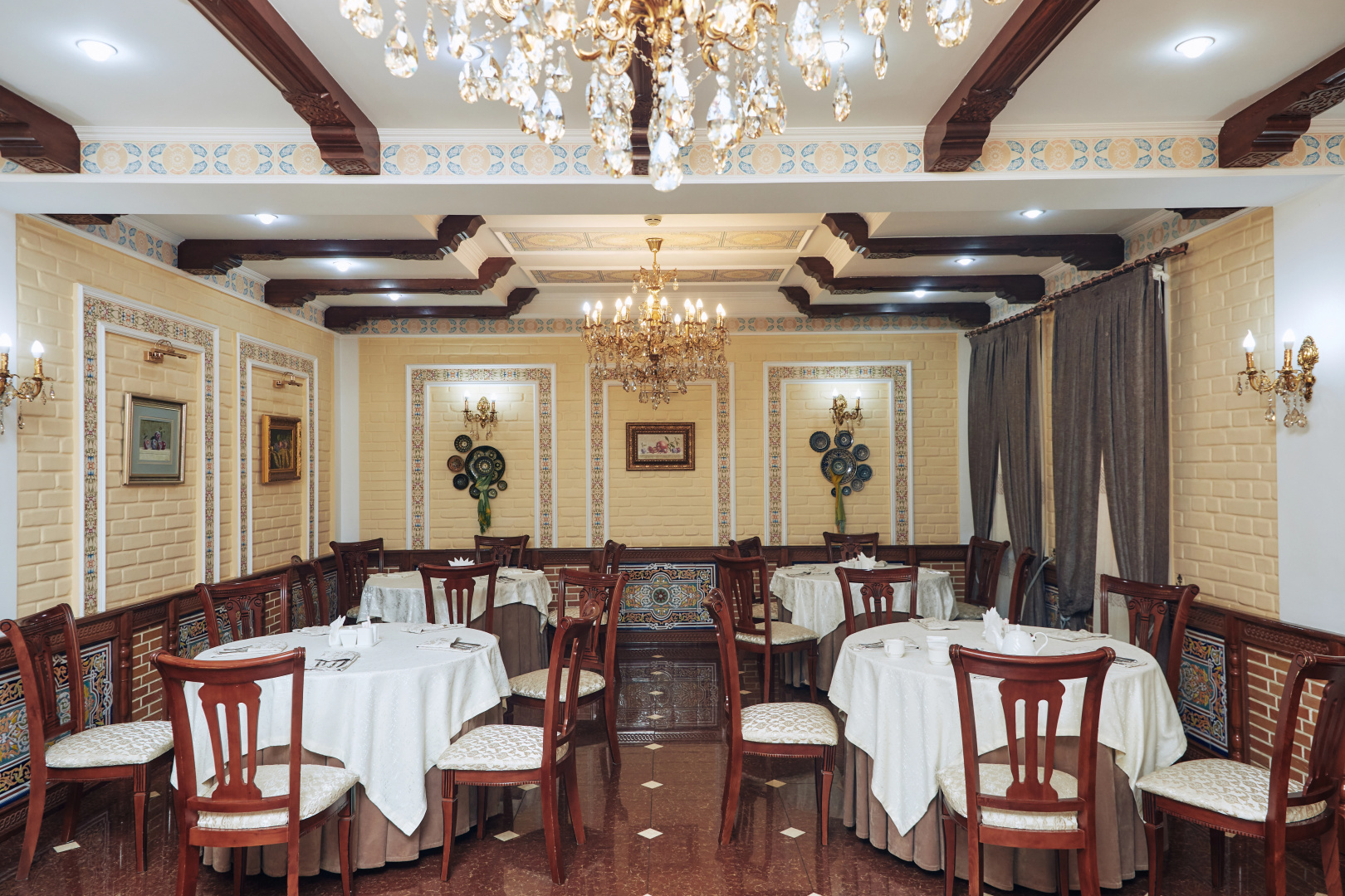 Photo - Hotel Grand Samarkand Superior A