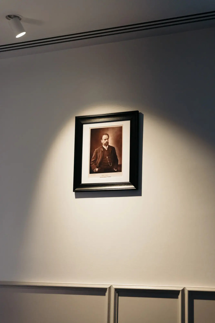 Photo - Leicester House Hotel