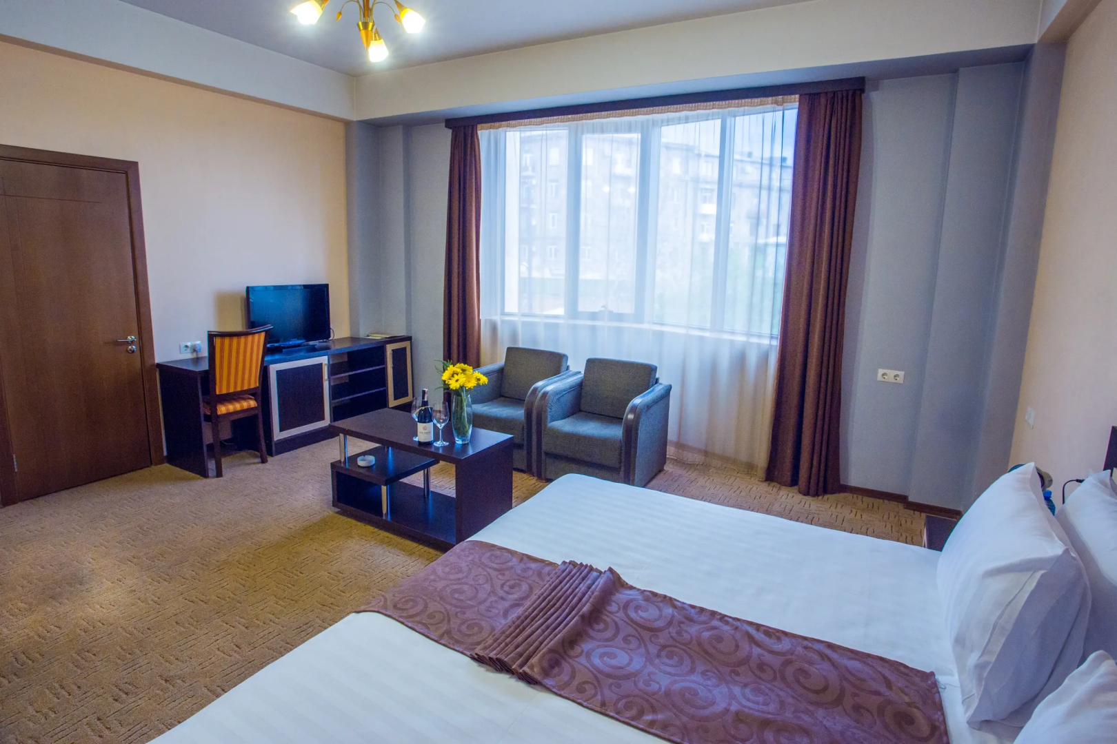 Foto - Ani Central Inn