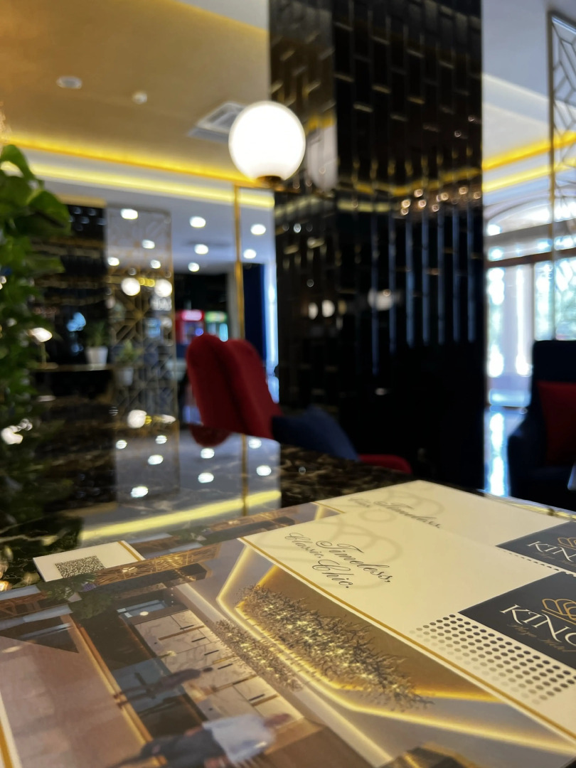 Photo - King Plaza Hotel