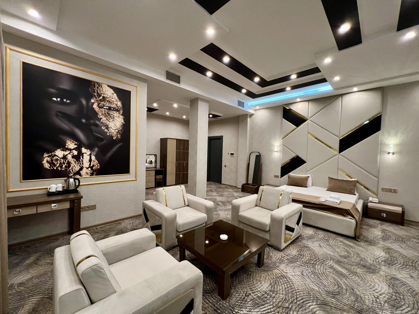 Foto - Royal Mansion Hotel