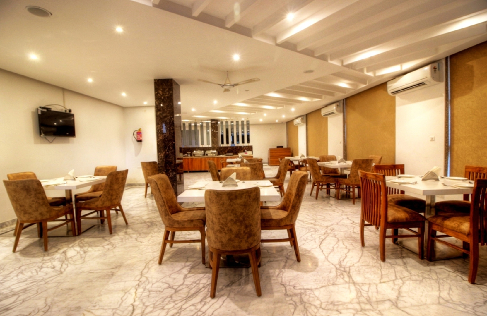 Photo - Hotel Almati Inn - Near Delhi Airport