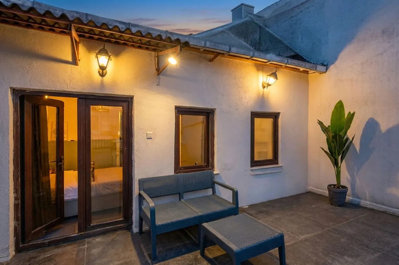 Photo - Rafinn Hotel