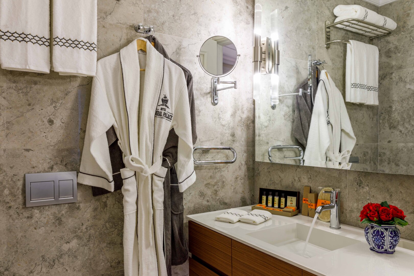 Photo - Amiral Palace Hotel Boutique Class