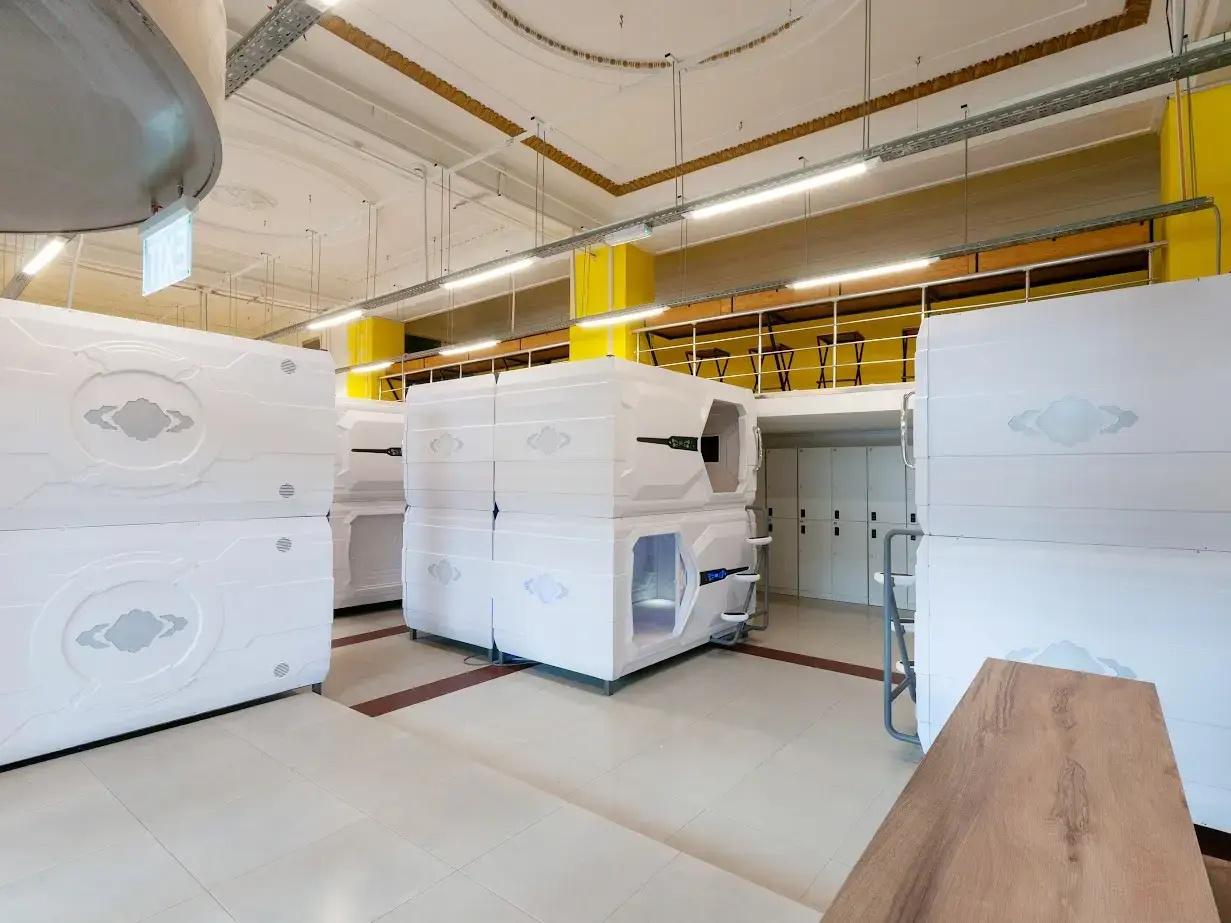 Foto - Capsule Hotel Happy lounge