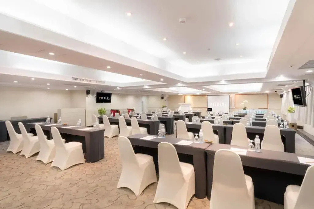 Photo - Furama Silom Hotel