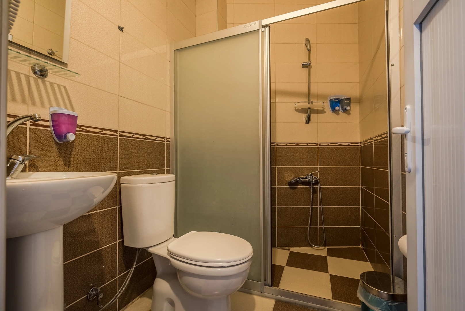 Foto - Erenler HoTeL & HosTeL