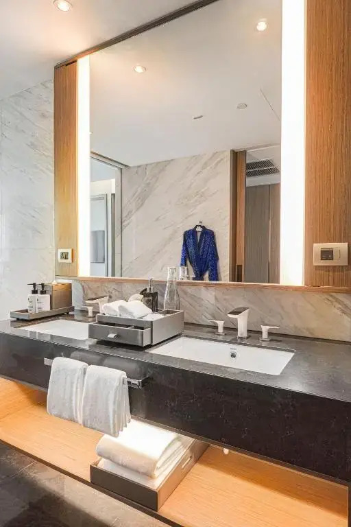 Photo - Chatrium Grand Bangkok