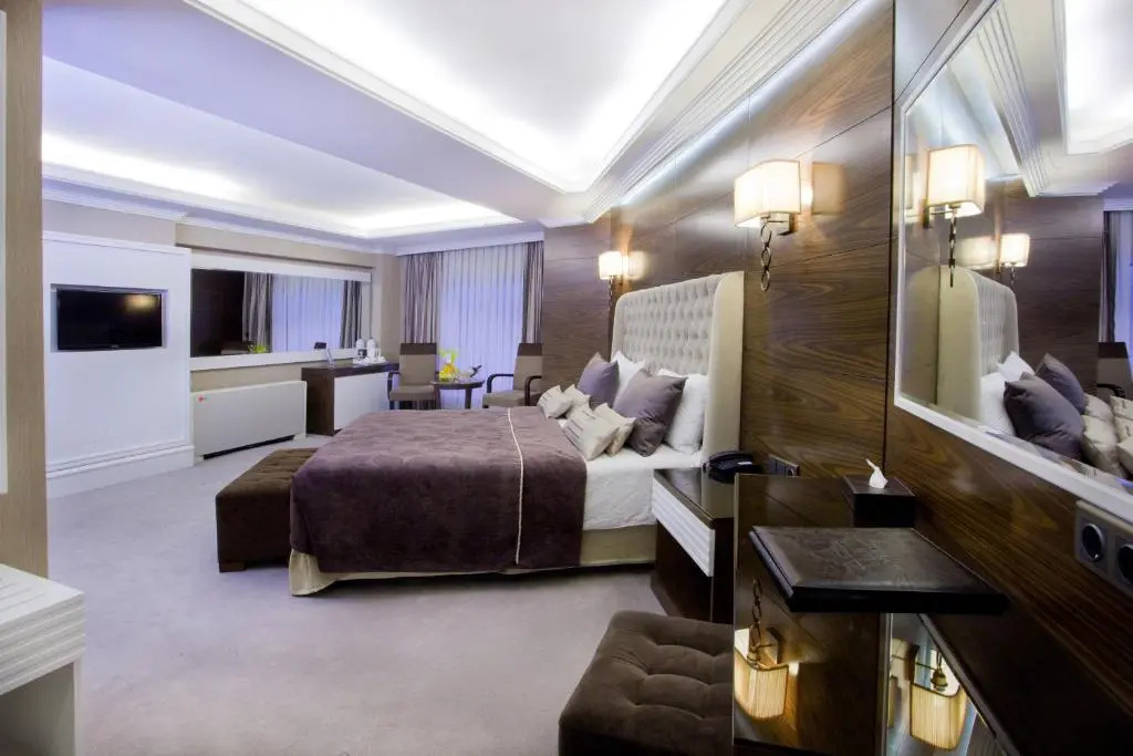 Photo - Mirilayon Hotel