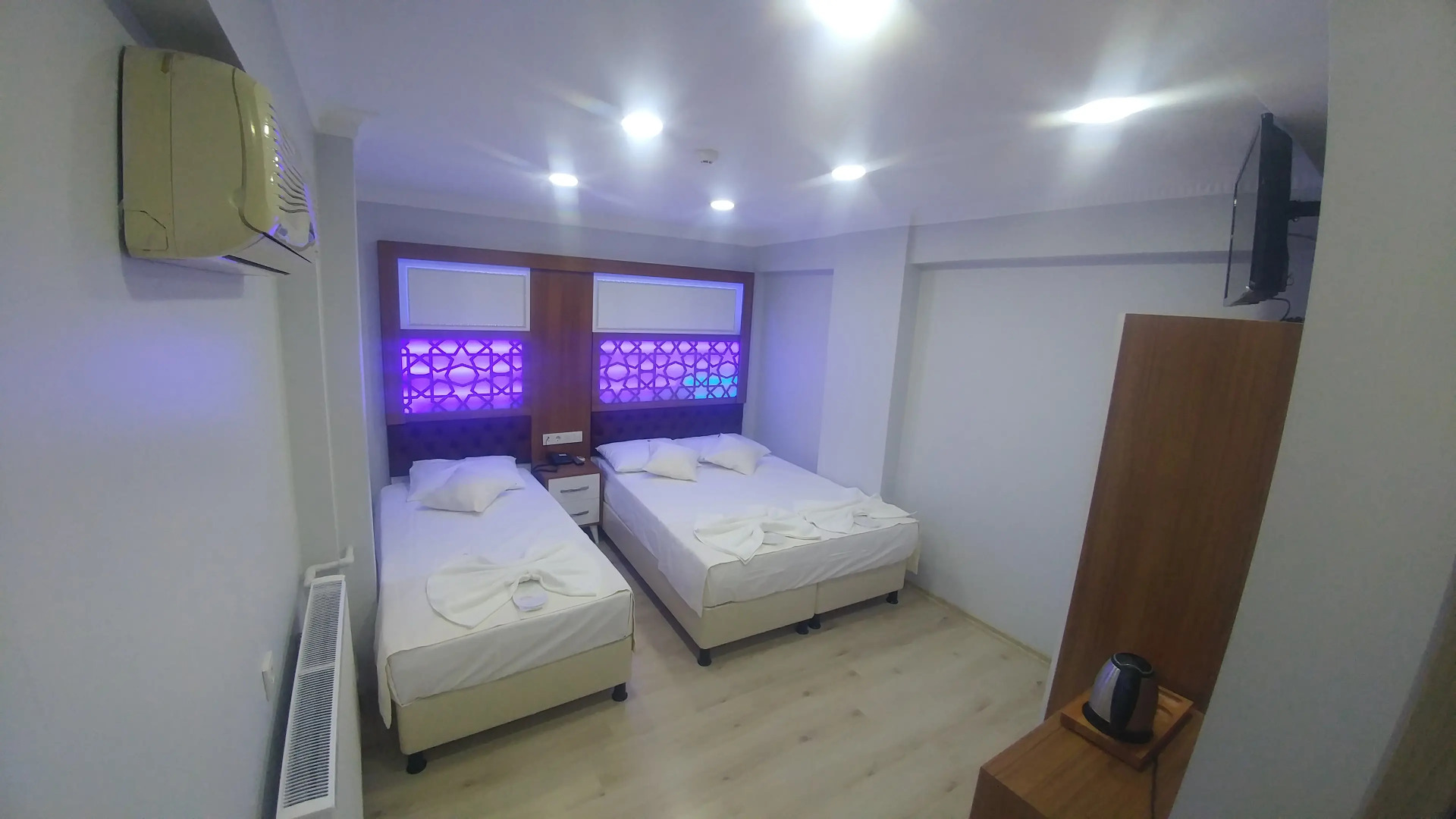 Photo - Grand Liza Hotel