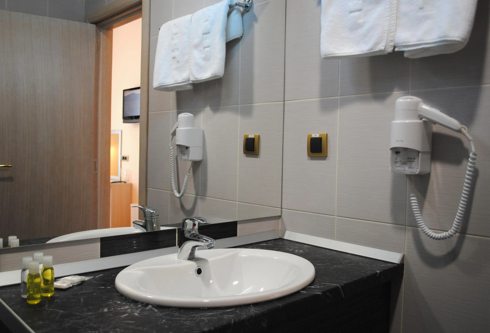 Photo - Belgrade City Hotel