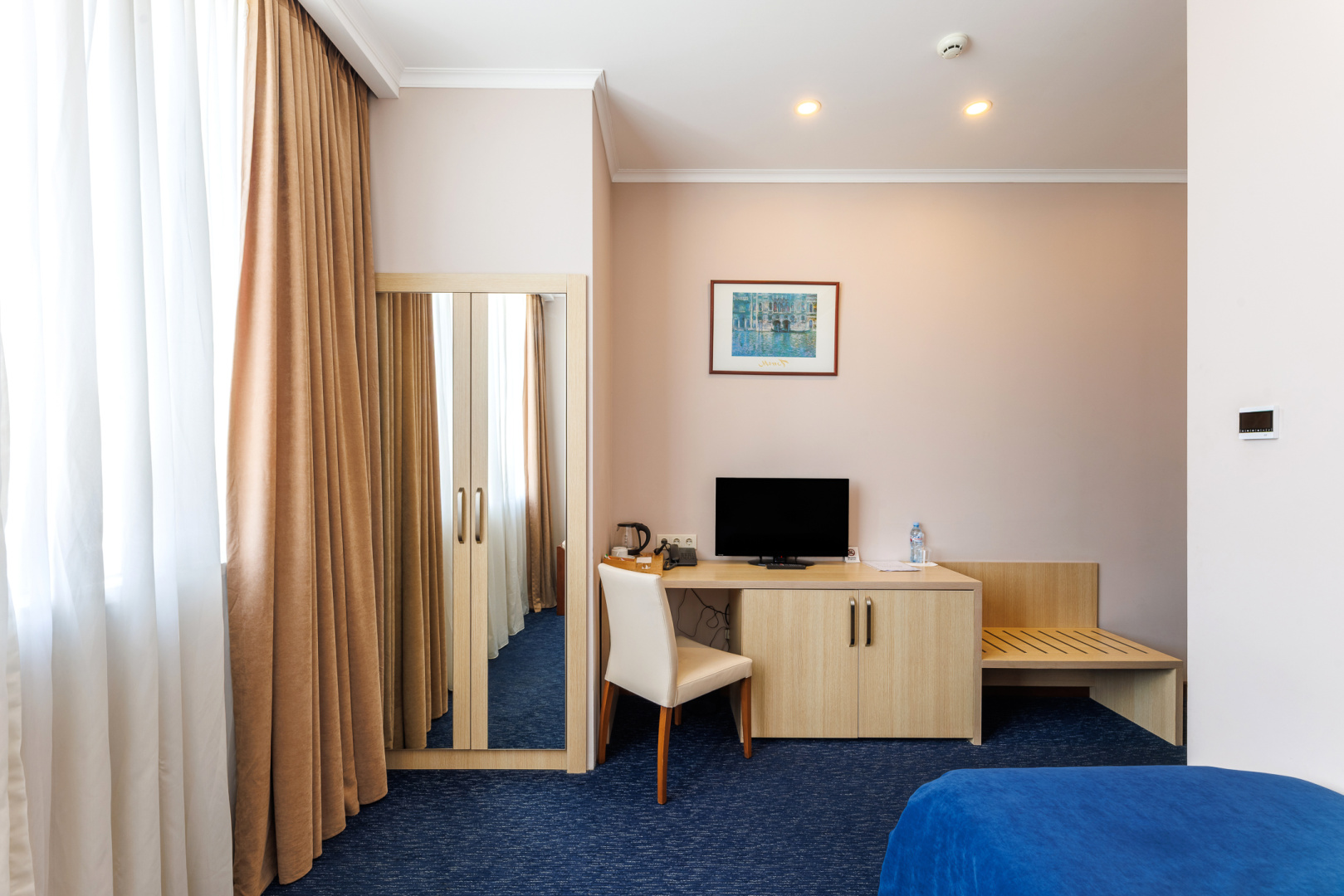 Photo - Cruise Hotel