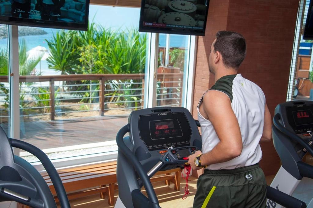 Photo - Dubai Marine Beach Resort & Spa