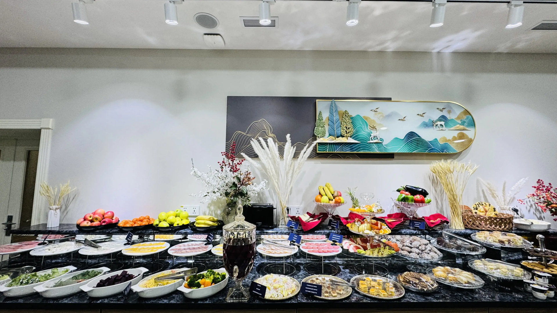 Photo - Garnet Mir Hotel