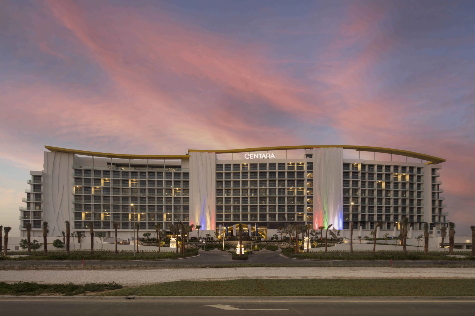 Photo - Centara Mirage Beach Resort Dubai