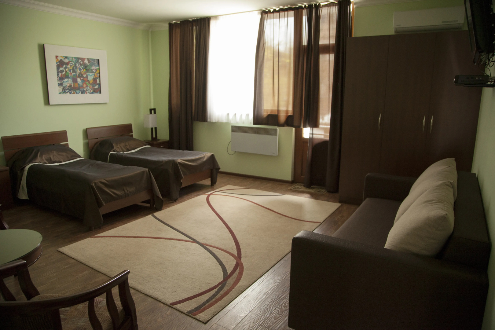 Photo - Hin Yerevantsi Hotel