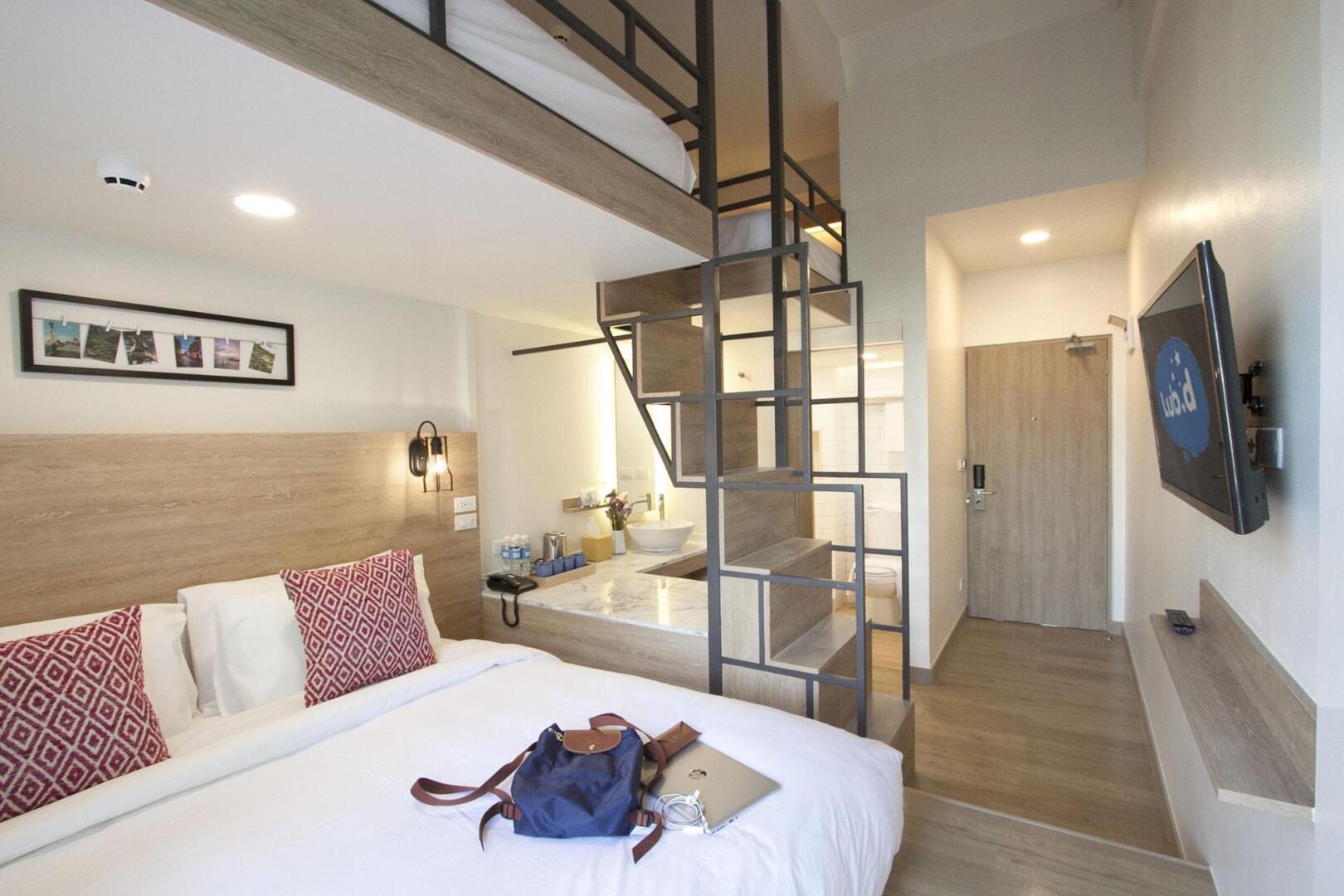 Foto - Lub d Manila Makati - Central Makati, Near Nightlife