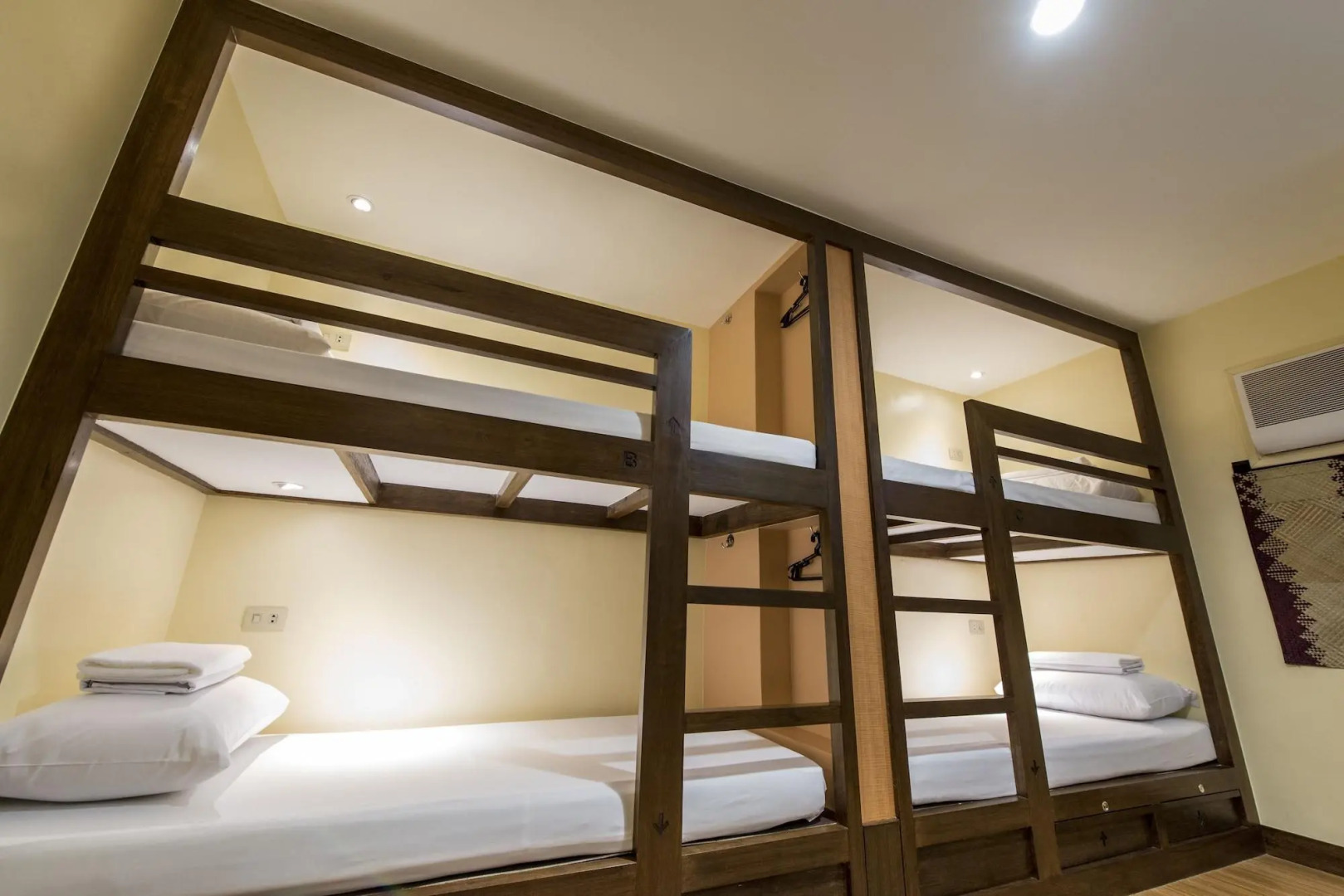 Foto - Kabayan Hotel Pasay