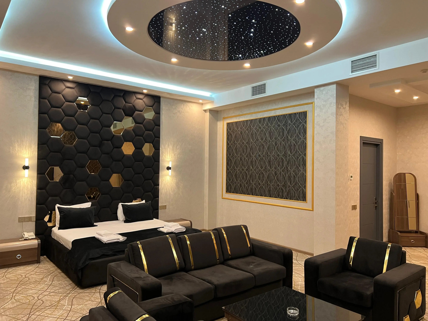 Foto - Royal Mansion Hotel